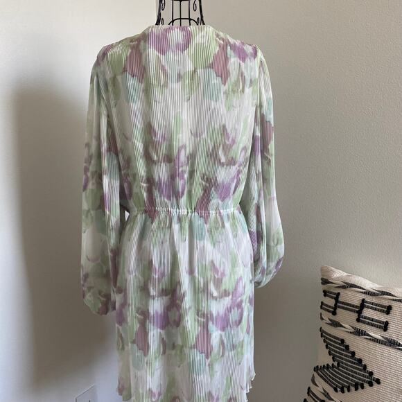 Avantlook Lantern Sleeve Pleated Ruffle Mini Dress Pastel Watercolor NEW Medium - Picture 6 of 11